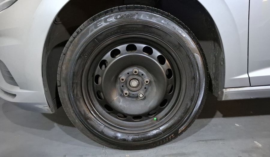 Volkswagen Jetta 1.4 TRENDLINE AUTO Sedan 2021