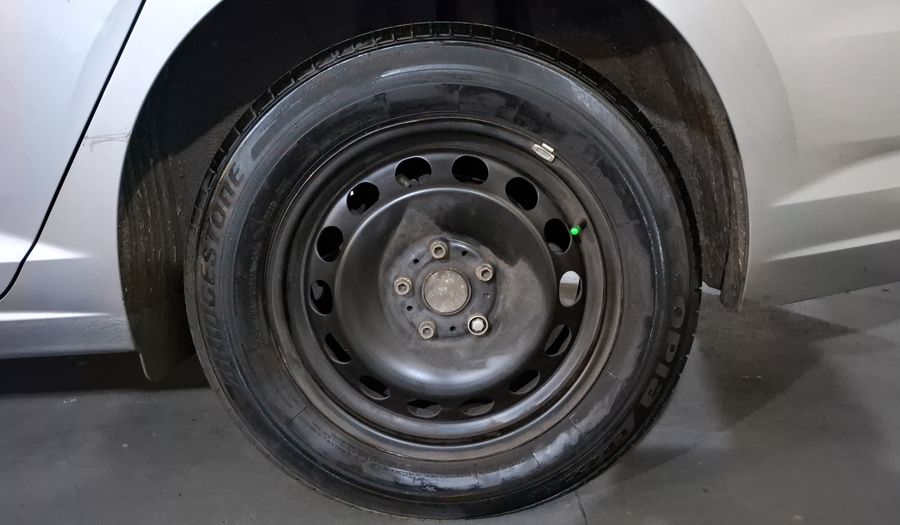 Volkswagen Jetta 1.4 TRENDLINE AUTO Sedan 2021