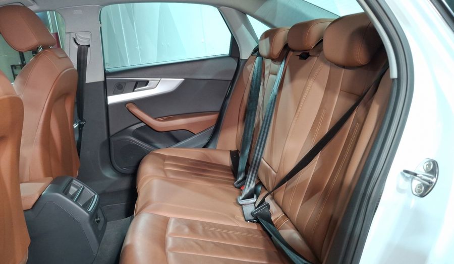 Audi A4 2.0 MHEV 40 TFSI SELECT DCT Sedan 2021