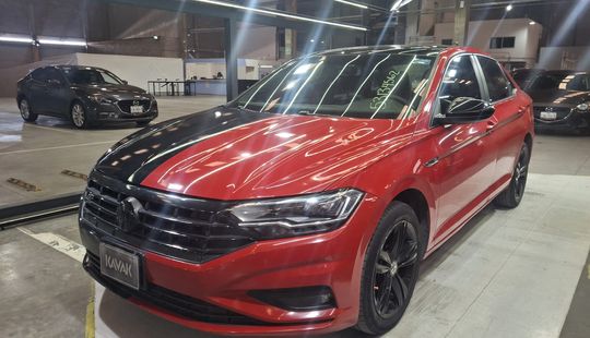 Volkswagen • Jetta