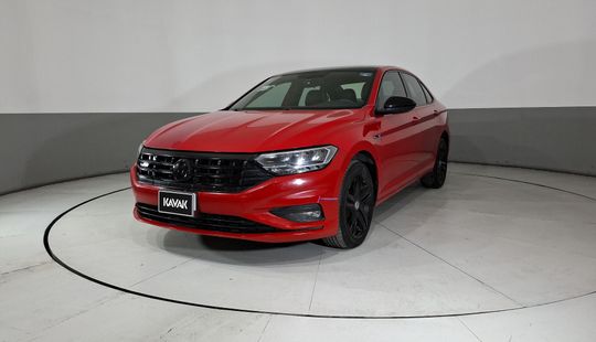 2019 • 84,073 km • Automático