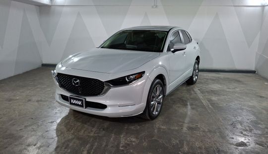 2024 • 8,000 km • Automático