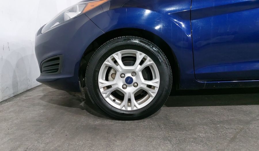 Ford Fiesta 1.6 SE MT Sedan 2016