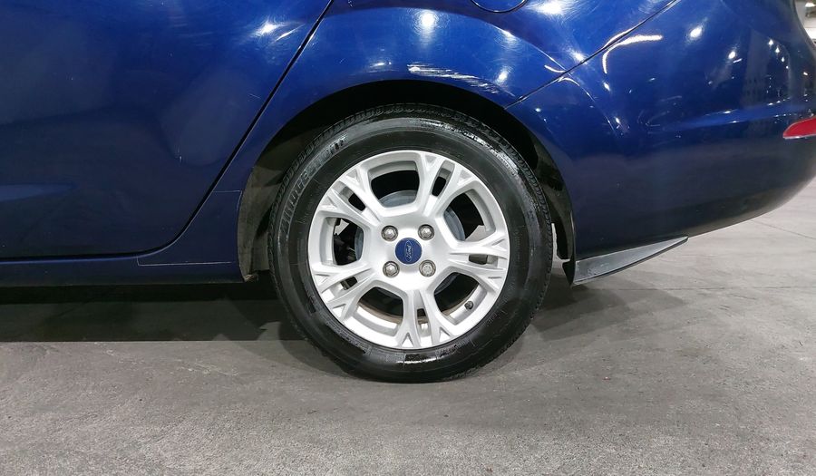 Ford Fiesta 1.6 SE MT Sedan 2016