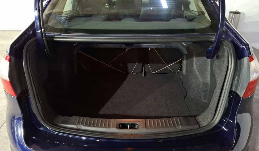 Ford Fiesta 1.6 SE MT Sedan 2016