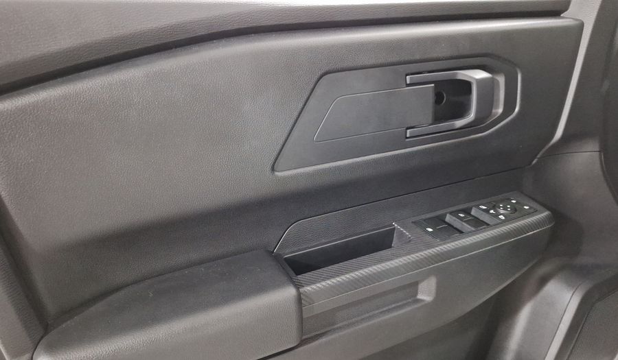 Mitsubishi L200 2.4 GLX GASOLINA Pickup 2025