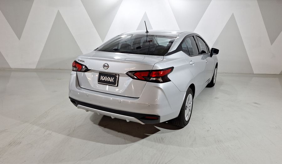 Nissan Versa 1.6 SENSE CVT Sedan 2022