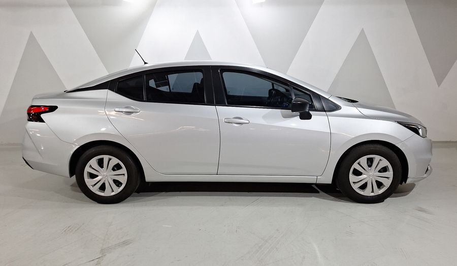 Nissan Versa 1.6 SENSE CVT Sedan 2022