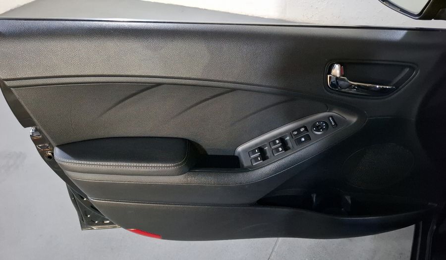 Kia Forte 2.0 SX AT Sedan 2016