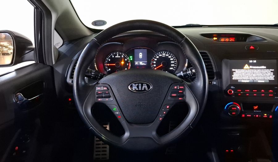 Kia Forte 2.0 SX AT Sedan 2016