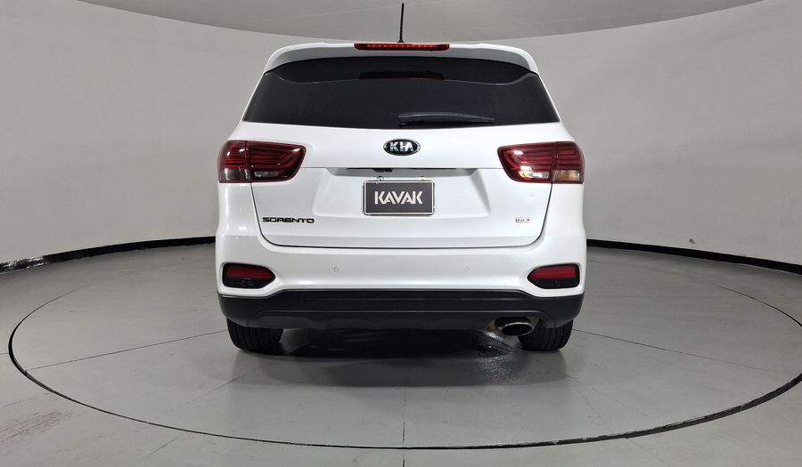 Kia Sorento 2.4 LX AUTO Suv 2020