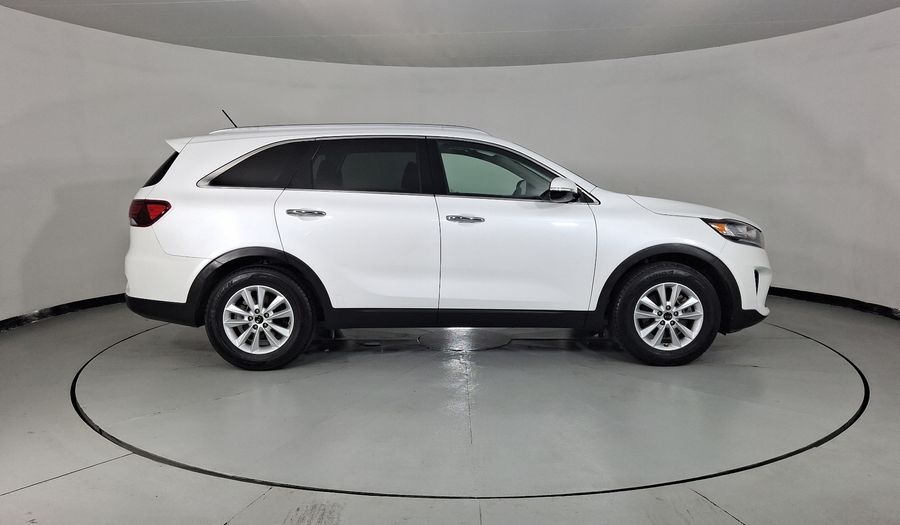 Kia Sorento 2.4 LX AUTO Suv 2020