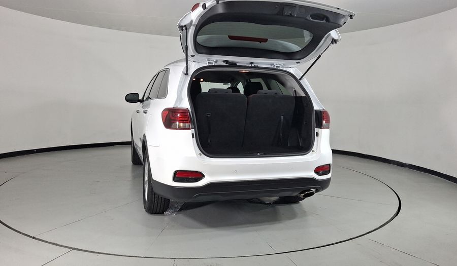 Kia Sorento 2.4 LX AUTO Suv 2020