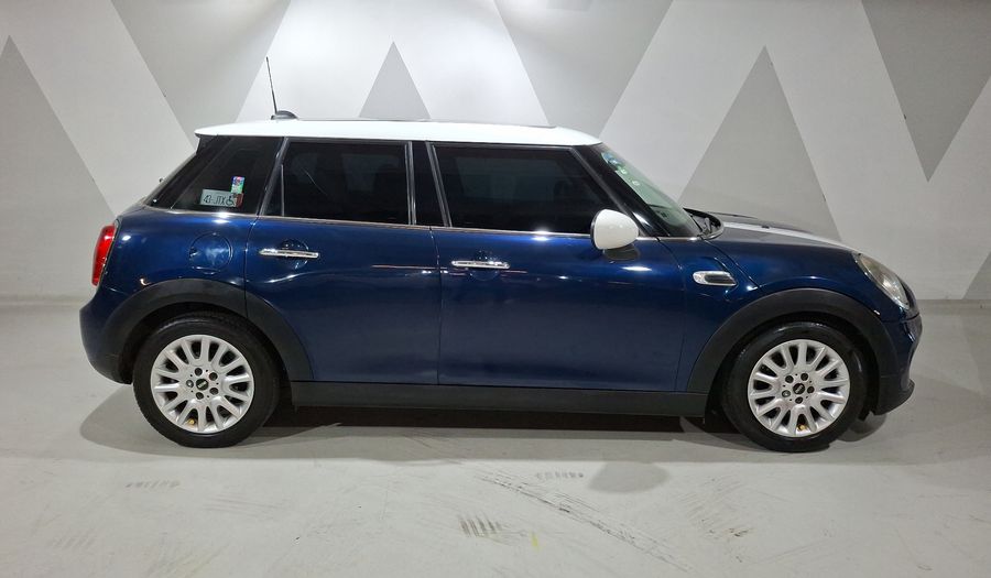 Mini Cooper 1.5 COOPER CHILI AT Hatchback 2015