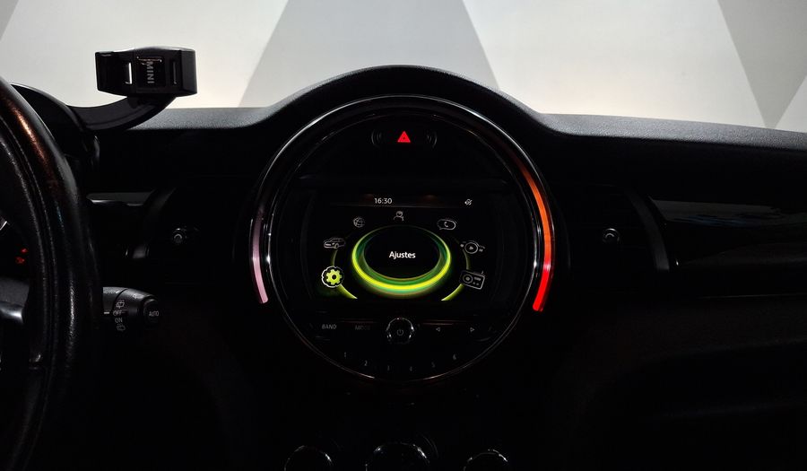 Mini Cooper 1.5 COOPER CHILI AT Hatchback 2015