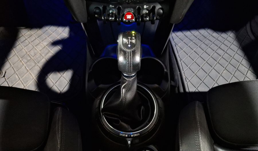 Mini Cooper 1.5 COOPER CHILI AT Hatchback 2015