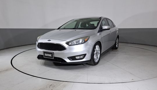 Ford • Focus