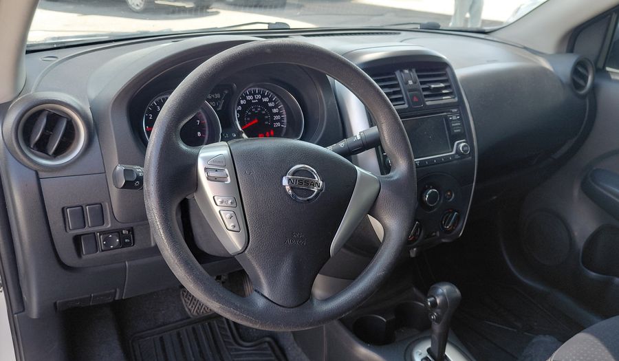 Nissan Versa 1.6 ADVANCE AUTO Sedan 2017
