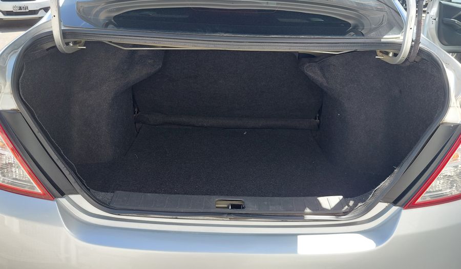 Nissan Versa 1.6 ADVANCE AUTO Sedan 2017