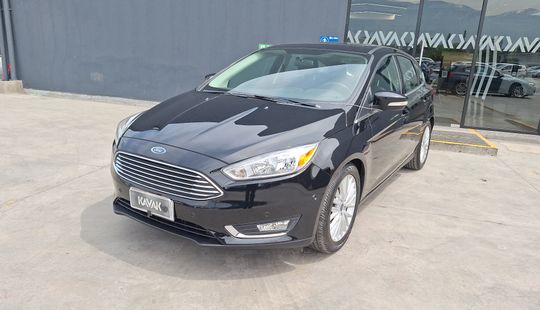 Ford • Focus