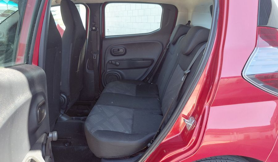 Fiat Mobi 1.0 EASY Hatchback 2017