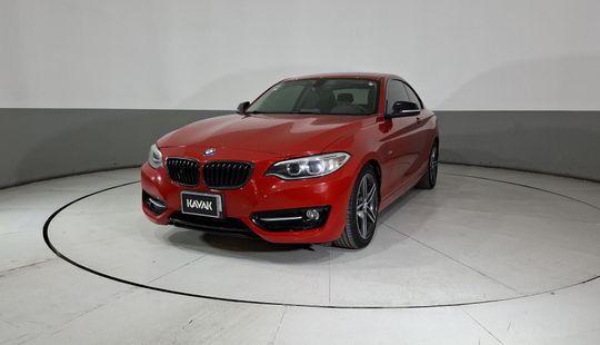 2017 • 96,362 km • Automático