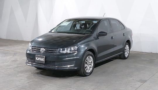 Volkswagen • Vento