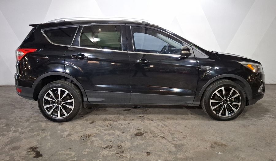 Ford Escape 2.5 TITANIUM AT Suv 2017