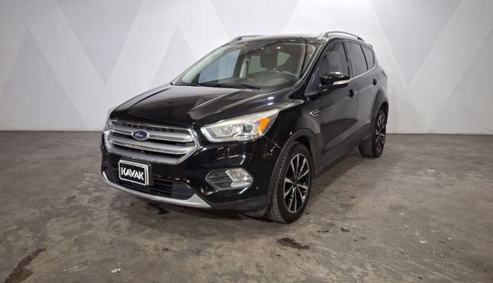 Ford • Escape