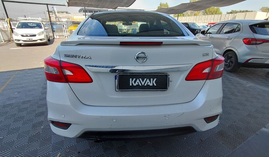 Nissan Sentra 1.8 SR AUTO Sedan 2018