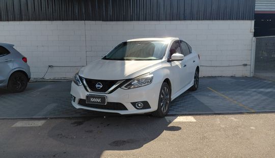 Nissan • Sentra