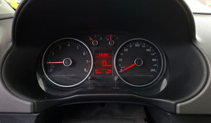 Volkswagen Voyage 1.6 HIGHLINE Sedan 2013