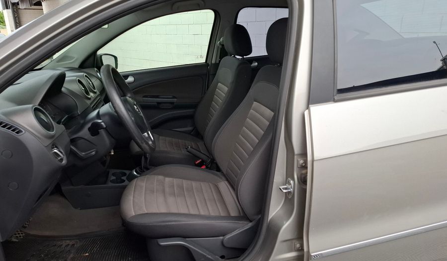 Volkswagen Voyage 1.6 HIGHLINE Sedan 2013
