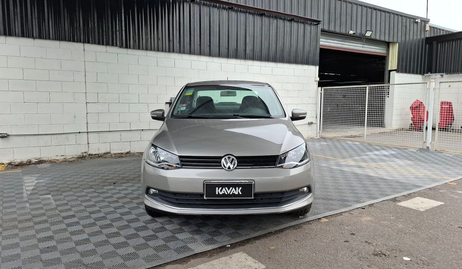 Volkswagen Voyage 1.6 HIGHLINE Sedan 2013