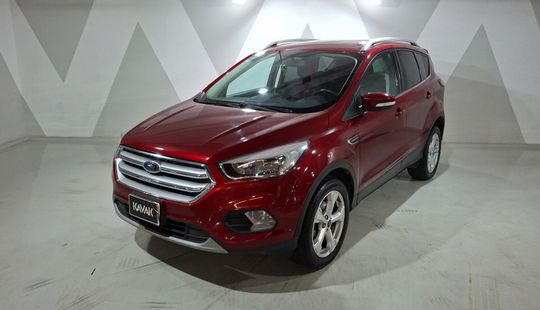 Ford • Escape