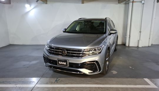 Volkswagen • Tiguan