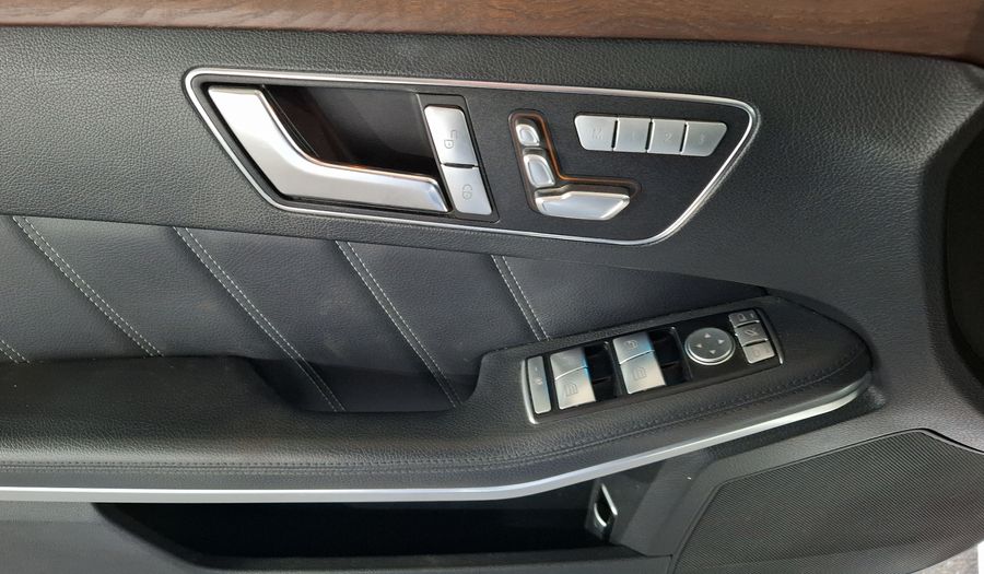 Mercedes Benz Clase E 3.0 400 CGI SPORT BITURBO AT Sedan 2016