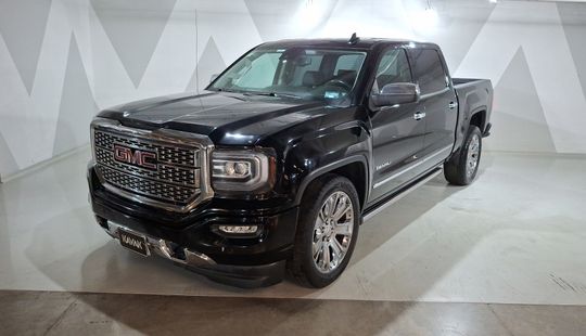 Gmc • Sierra