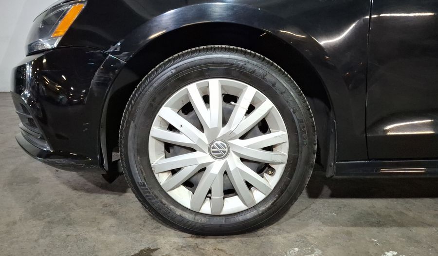 Volkswagen Jetta 2.0 MT Sedan 2018