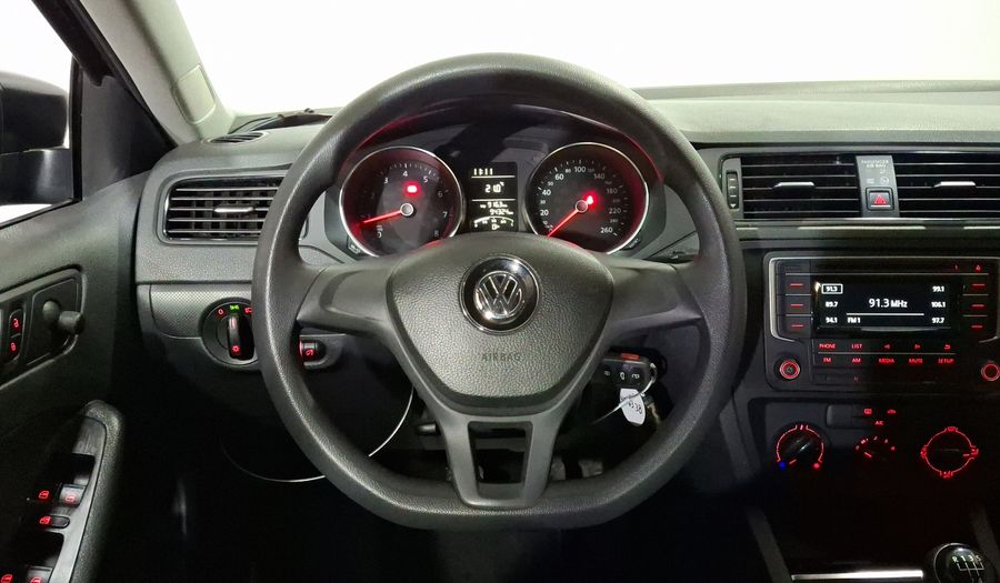 Volkswagen Jetta 2.0 MT Sedan 2018