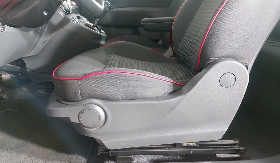 Fiat 500 1.4 EASY AT Hatchback 2016