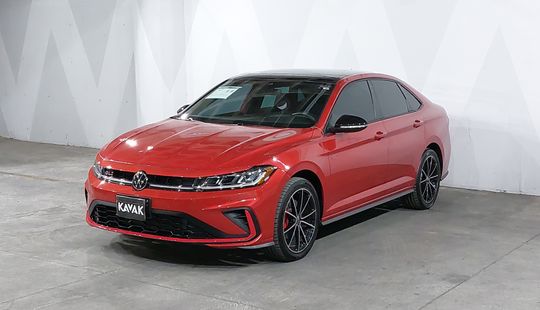 Volkswagen • Jetta