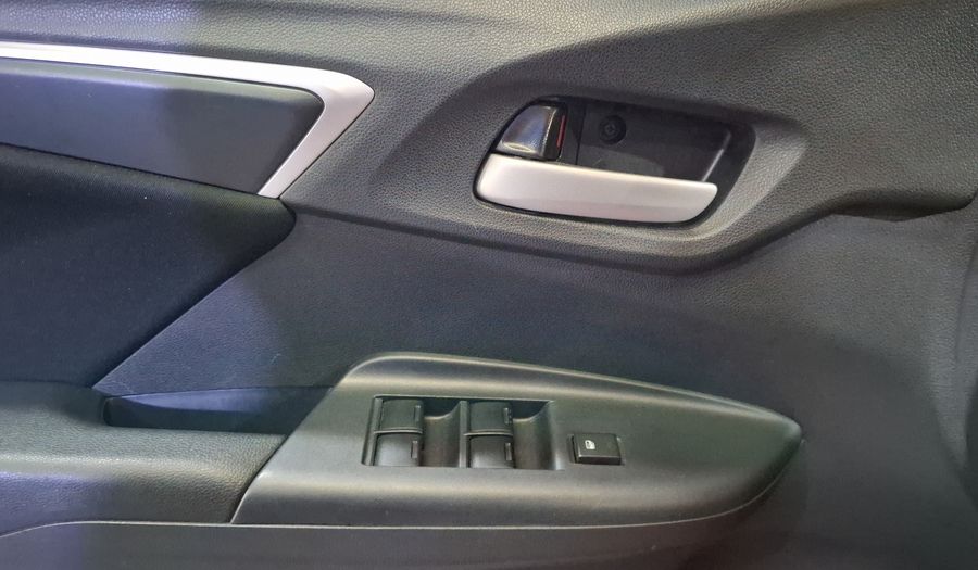 Honda Fit 1.5 COOL Hatchback 2016