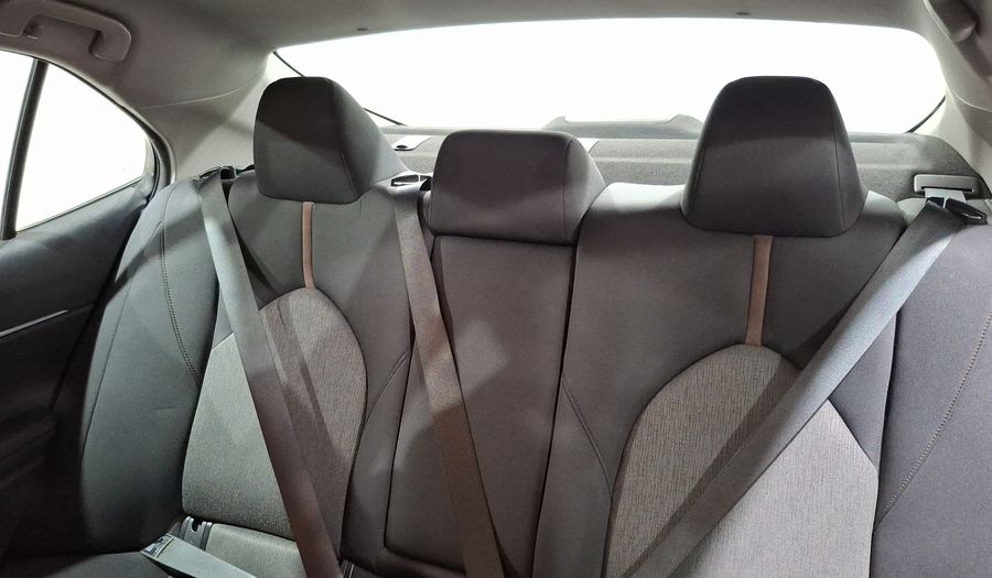 Toyota Camry 2.5 LE AUTO Sedan 2018