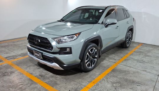 Toyota • RAV4