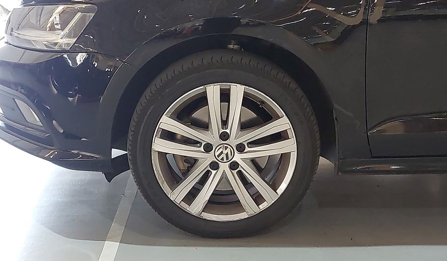 Volkswagen Jetta 2.0 TSI HIGHLINE DSG Sedan 2017