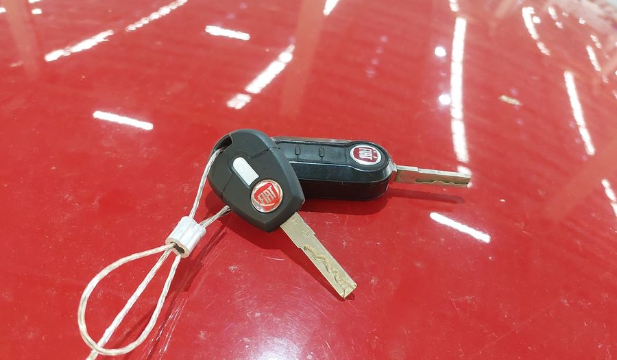 Fiat Palio MPI ATTRACTIVE Hatchback 2015