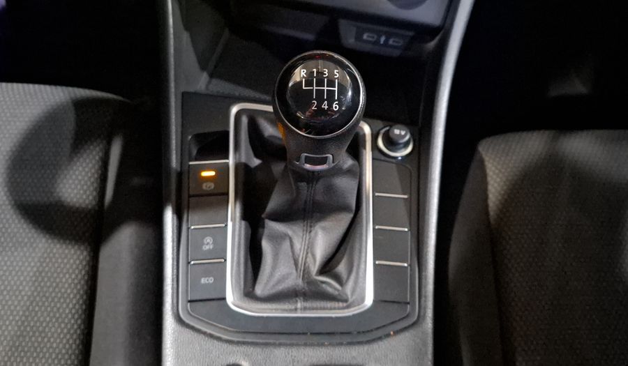 Volkswagen Jetta 1.4 TRENDLINE Sedan 2020