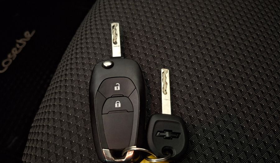 Chevrolet Onix 1.0T LT Hatchback 2022