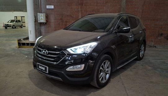 Hyundai • Santa Fe